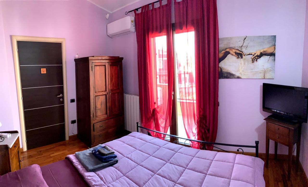 Alex Room Airport Elmas Esterno foto
