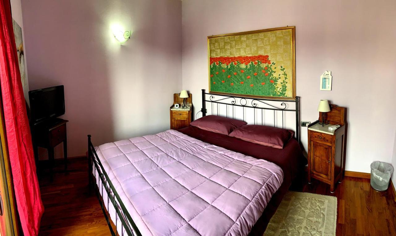 Alex Room Airport Elmas Esterno foto