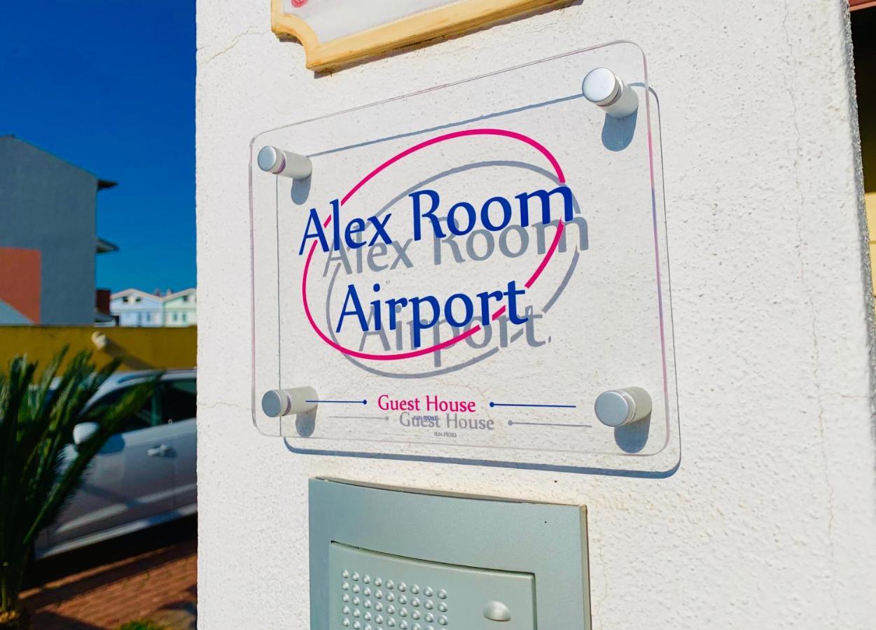 Alex Room Airport Elmas Esterno foto
